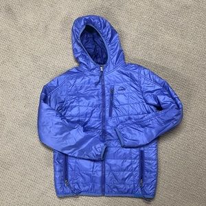 L.L.Bean Kids light puffer jacket. Hooded. Periwinkle blue. Size M 10-12